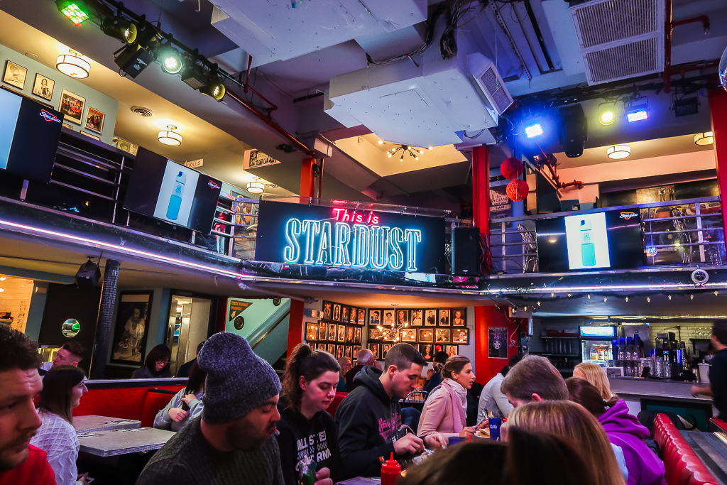 You are currently viewing Breakfast in New York | Ellen’s Stardust Diner